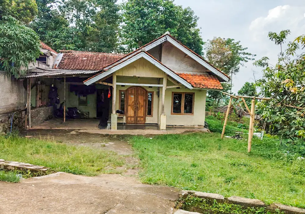 RUMAH DI KOTA BANDUNG - WOFF325-1